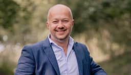 Klaas Kroezen, salestrainer en auteur